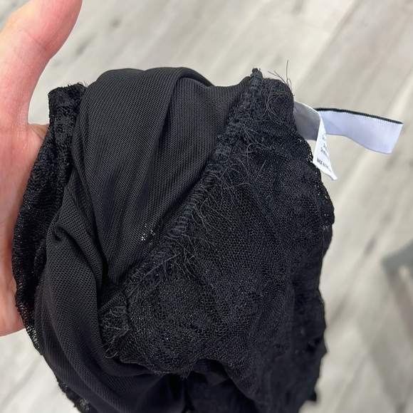 Somebodee The Bruna Dress in Black - Picture 11 of 11